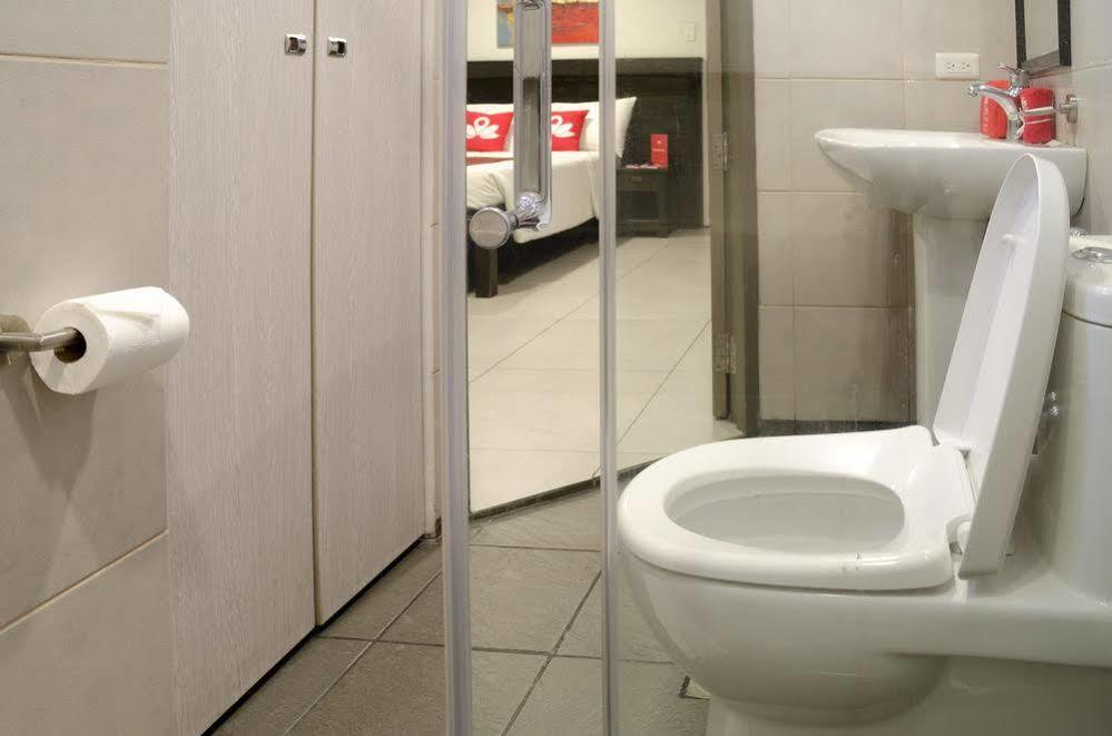 Zen Rooms Santa Cruz Makati City Екстер'єр фото